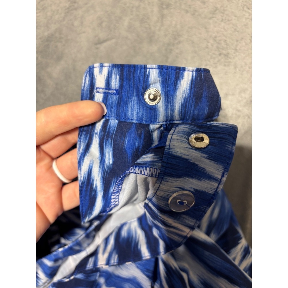 Chicos Zenergy Womens Size 2 (US L) Blue White Ikat Cargo Pants 570232199 Wear - Picture 13 of 14